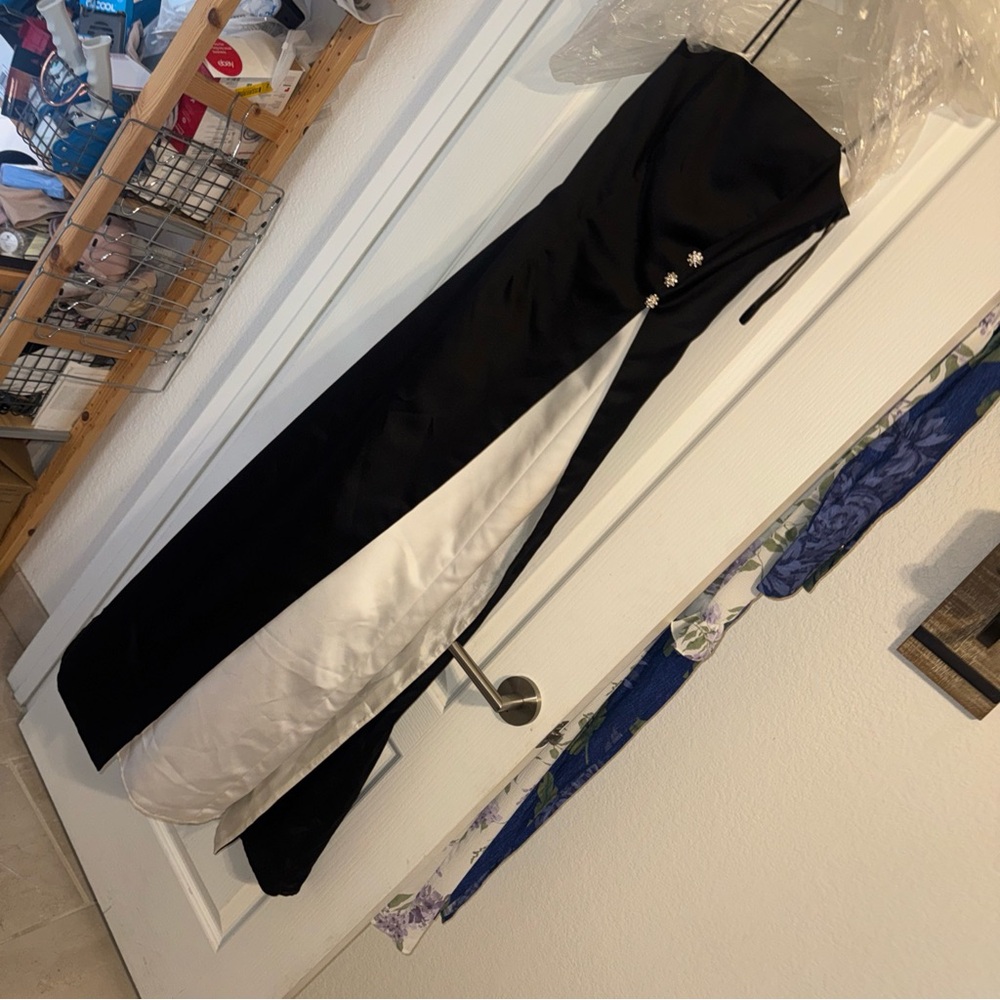 Cache Black White Formal Gown Dress Size 4 Worned Once